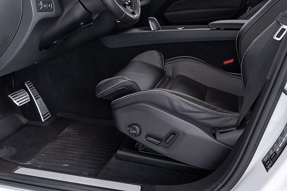 Volvo XC60 16 of 30