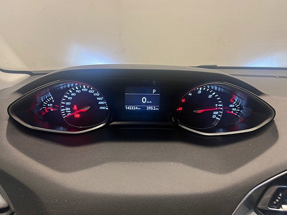 Peugeot 308 18 of 21