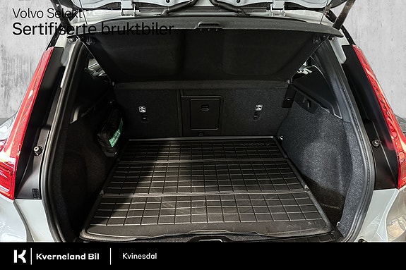 Volvo EX40 27 of 30