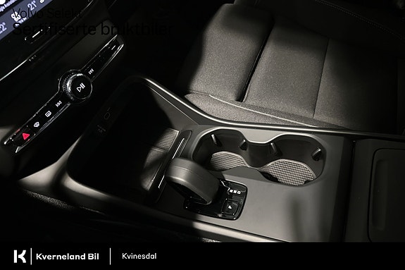 Volvo EX40 24 of 30