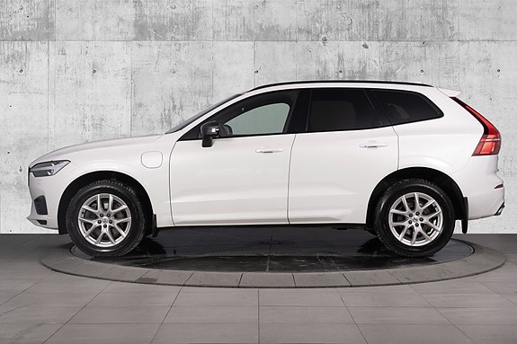Volvo XC60 6 of 30