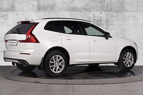 Volvo XC60 9 of 30