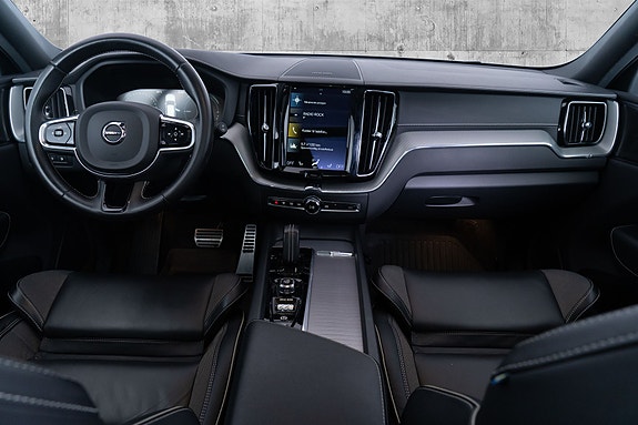 Volvo XC60 27 of 30
