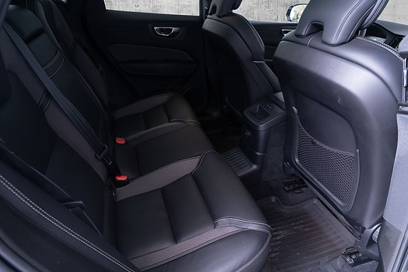 Volvo XC60 29 of 30