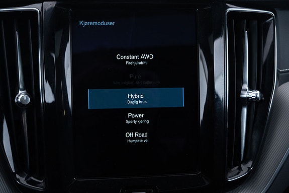 Volvo XC60 24 of 30