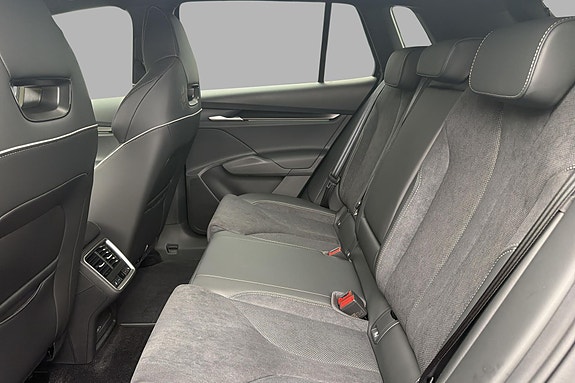 Skoda Elroq 11 of 15