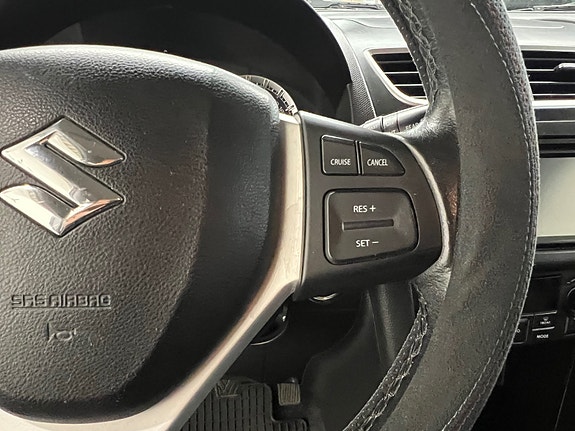 Suzuki Swift 23 of 29