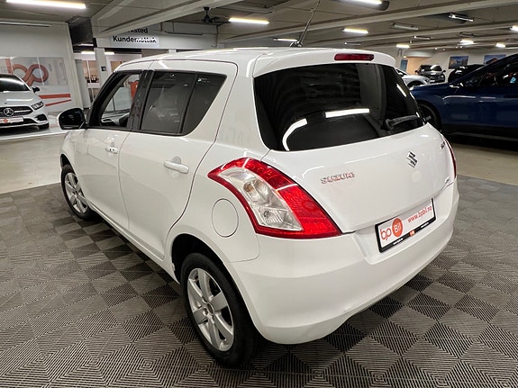 Suzuki Swift 7 of 29