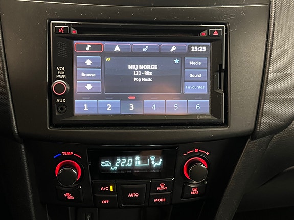 Suzuki Swift 26 of 29