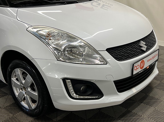 Suzuki Swift 11 of 29