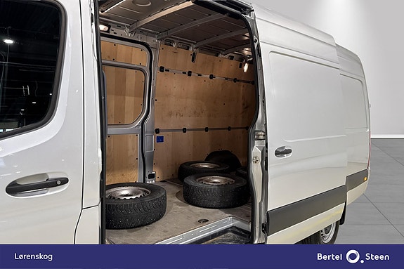 Mercedes-Benz Sprinter 319 22 of 25