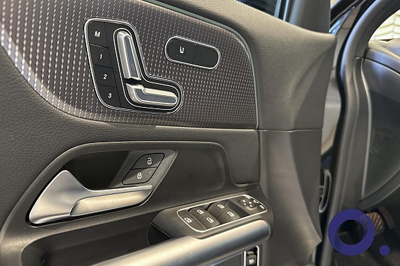 Mercedes-Benz EQA300 20 of 20