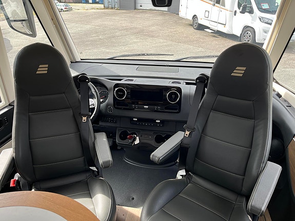 Hymer  BML-I 880 MERCEDES / ALDE / 170HK / +++ 26 of 30