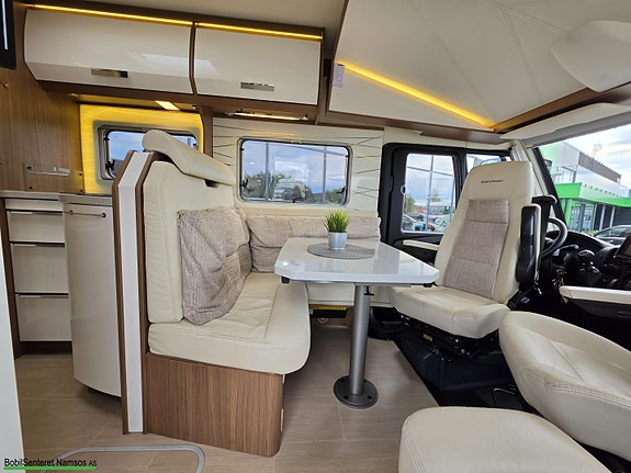 Bürstner Elegance I695 11 of 30
