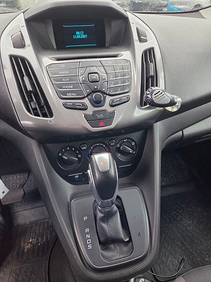 Ford Transit Connect 5 of 11