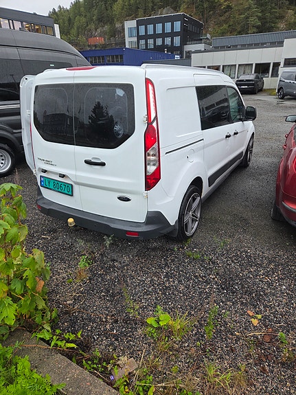 Ford Transit Connect 8 of 11