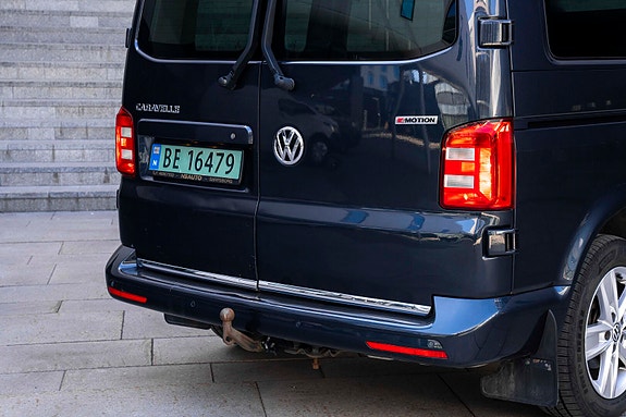Volkswagen Caravelle 7 of 27