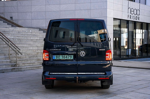 Volkswagen Caravelle 8 of 27