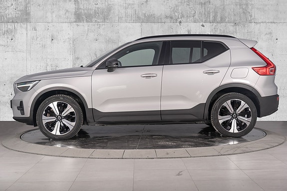Volvo XC40 9 of 30