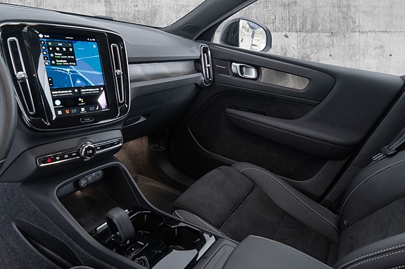Volvo XC40 20 of 30