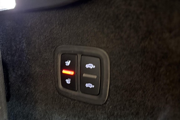 Porsche Cayenne 20 of 30