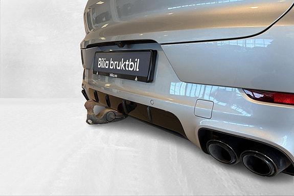 Porsche Cayenne 7 of 30