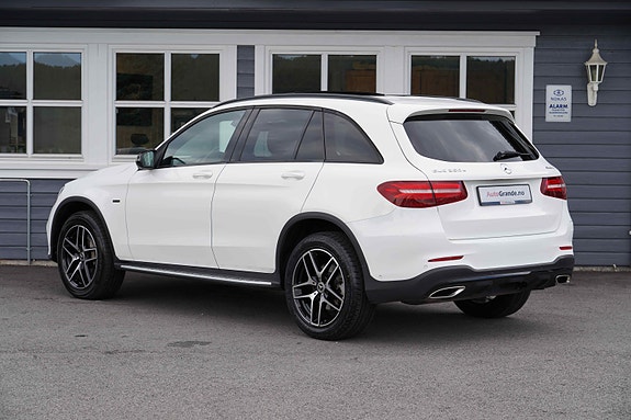 Mercedes-Benz GLC350 e 7 of 23
