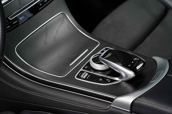 Mercedes-Benz GLC350 e 13 of 23