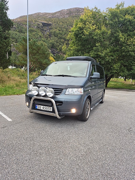 Volkswagen Multivan 3 of 28