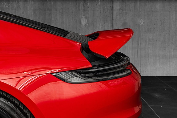 Porsche 911 Carrera 4 GTS 5 of 30