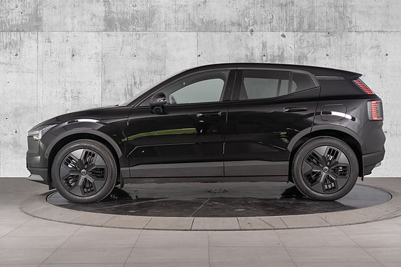 Volvo EX30 CC 8 of 30