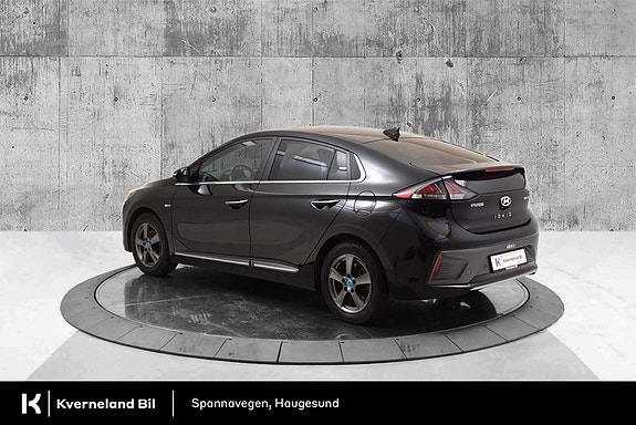 Hyundai IONIQ 3 of 30