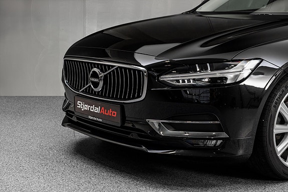 Volvo V90 3 of 30