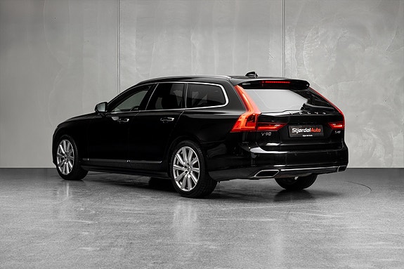 Volvo V90 6 of 30