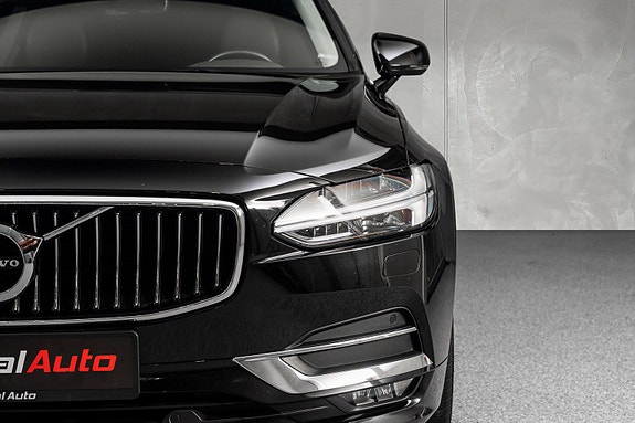 Volvo V90 14 of 30