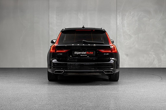 Volvo V90 7 of 30