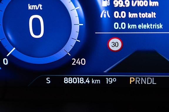Ford Kuga 22 of 30