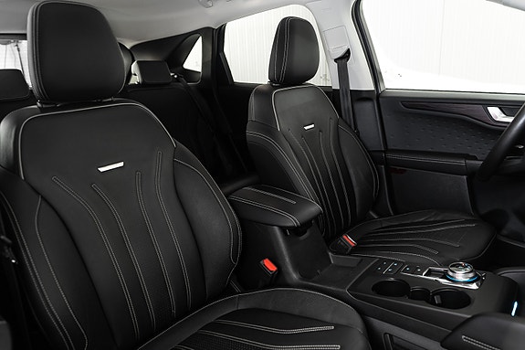 Ford Kuga 14 of 30