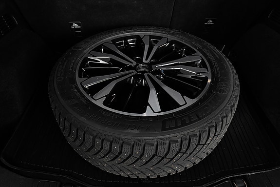 Ford Kuga 9 of 30