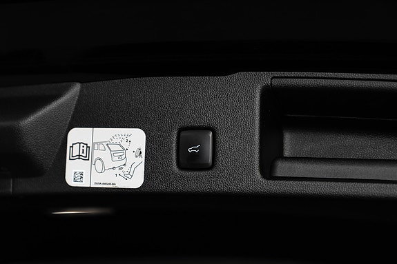 Ford Kuga 7 of 30