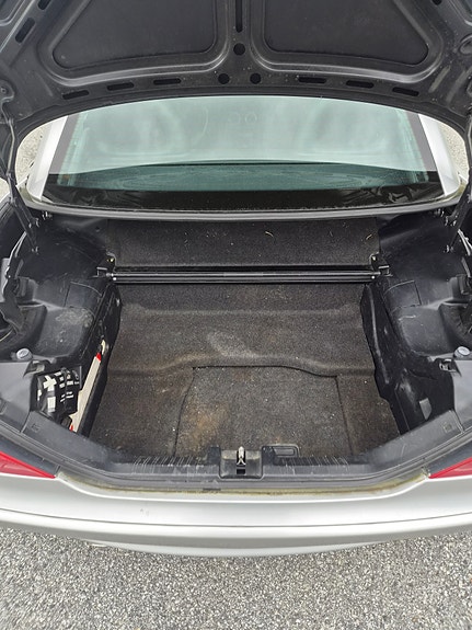 Mercedes-Benz SLK230 15 of 18