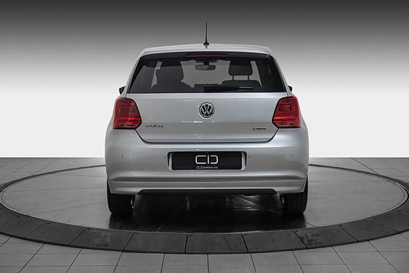 Volkswagen Polo 5 of 30