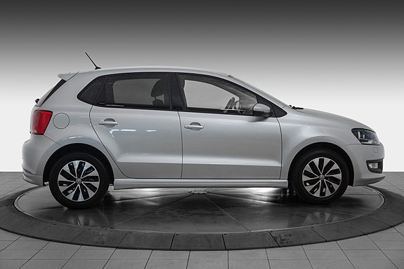 Volkswagen Polo 8 of 30