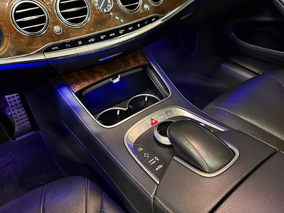Mercedes-Benz S350 21 of 30