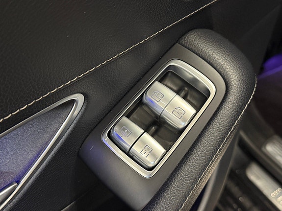 Mercedes-Benz S350 29 of 30