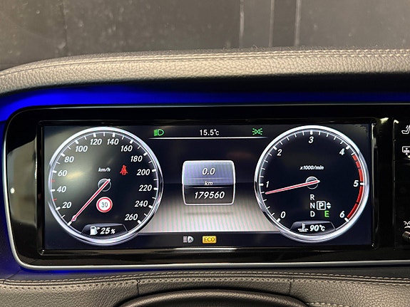 Mercedes-Benz S350 12 of 30