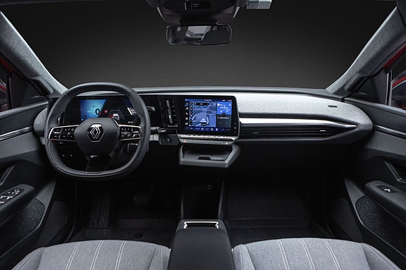 Renault Scenic E-Tech 22 of 26