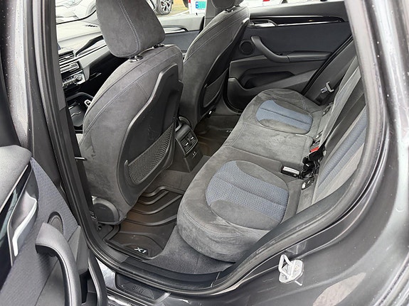 BMW X1 8 of 13
