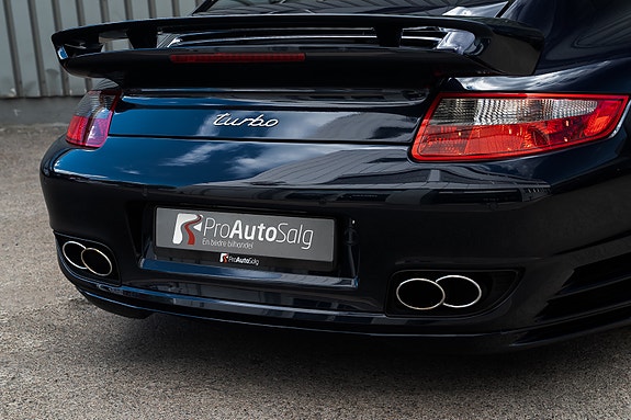 Porsche 911 6 of 30