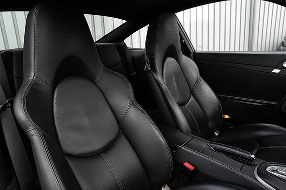 Porsche 911 17 of 30